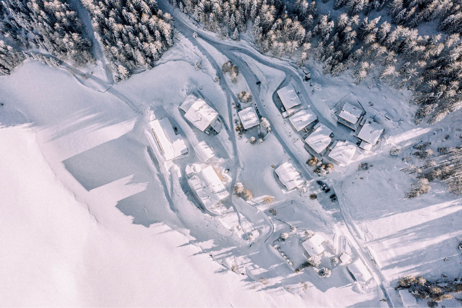 berggasthof-steckholzer-siedlung-padaun-vogelperspektive-kontkat-1920